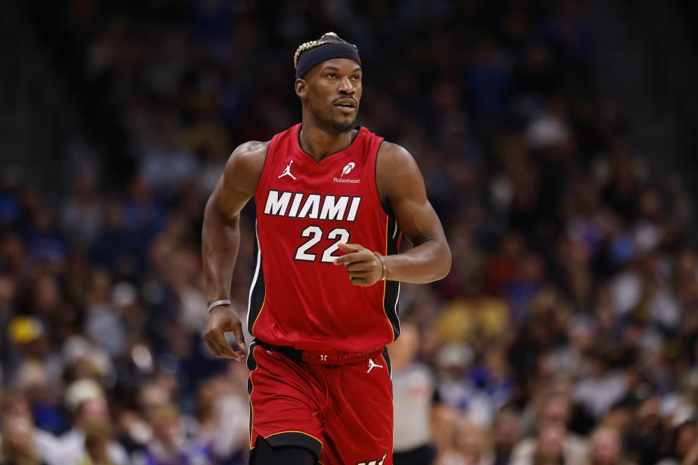 随着中国足 随着中国足